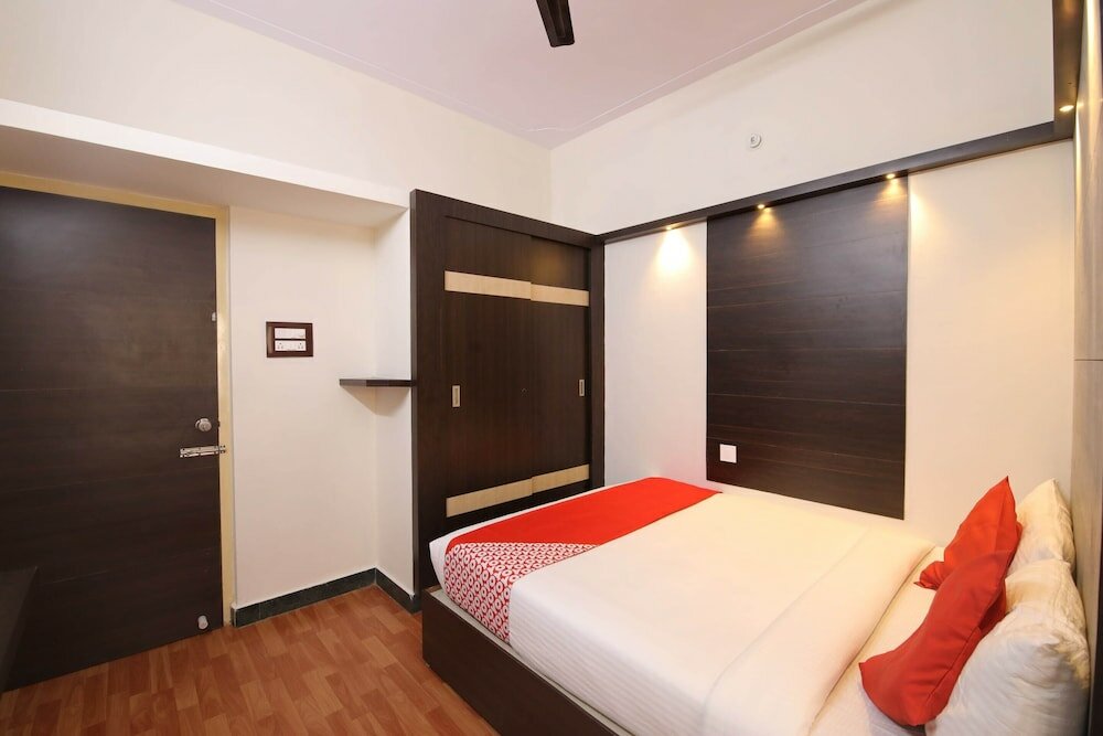 Фото Oyo 28093 Royal Sand