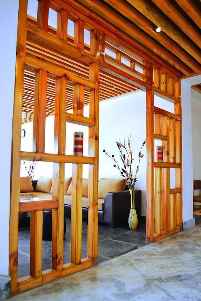 Фото Hotel Om Tara