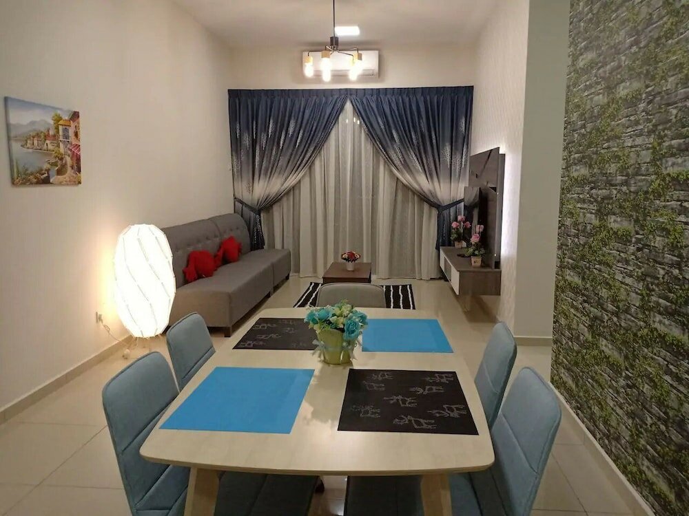 Фото BLeisure Parkland Homestay