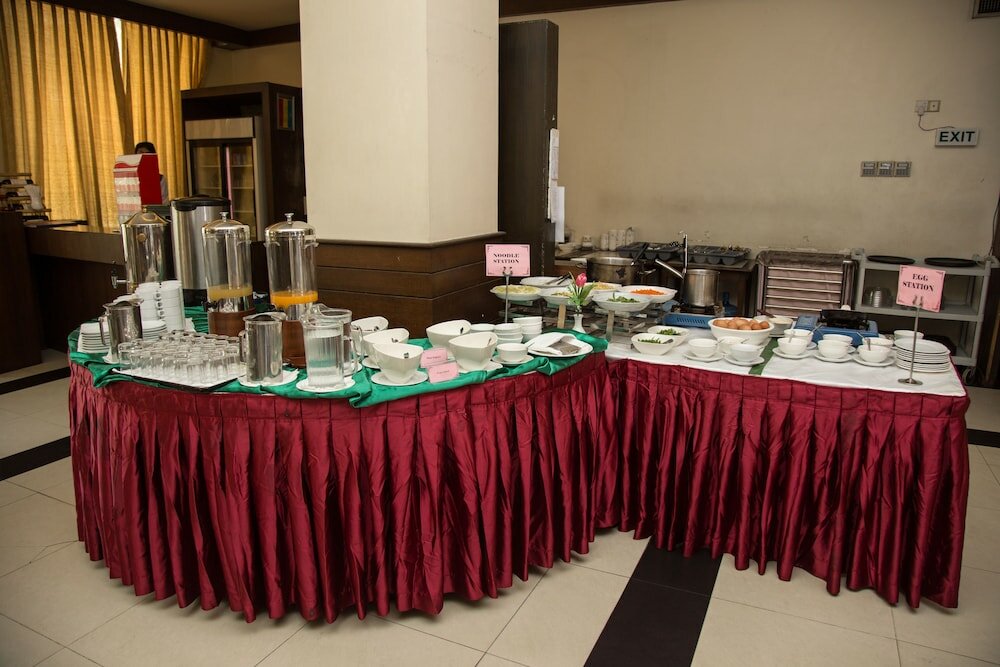 Фото Hotel Yangon