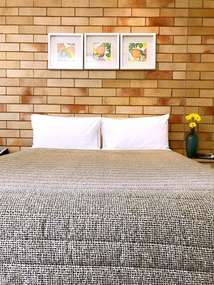 Фото Starlight Motor Inn