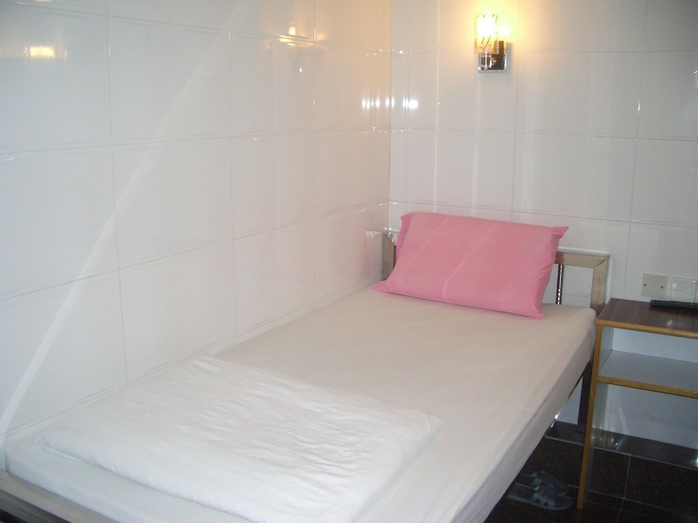 Фото Maple Leaf Guest House