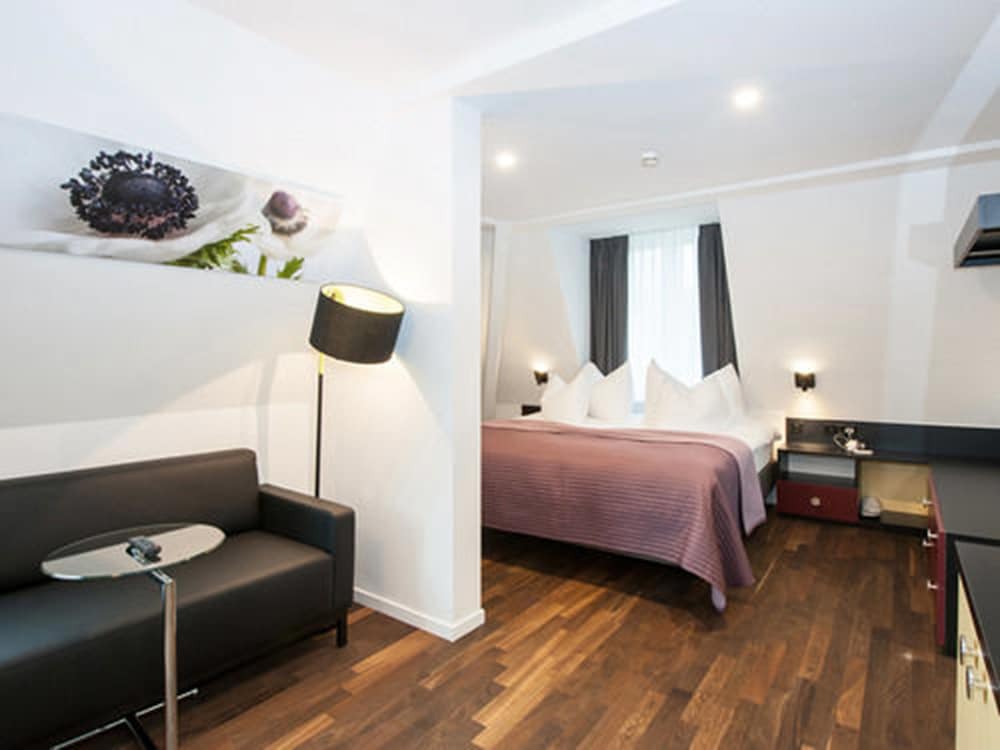 Фото Hotel Hottingen