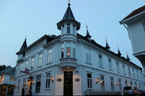 Гостиница Grand Hotell Flekkefjord в Вест-Агдере
