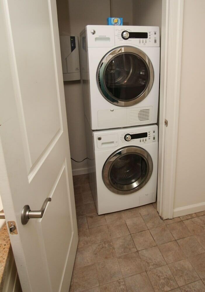 Фото UrHomeInPhilly- Market Street