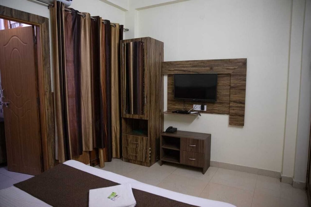 Фото Home Stay Green View Doon