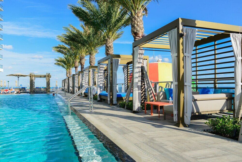 Фото Elegant condo with stunning ocean views