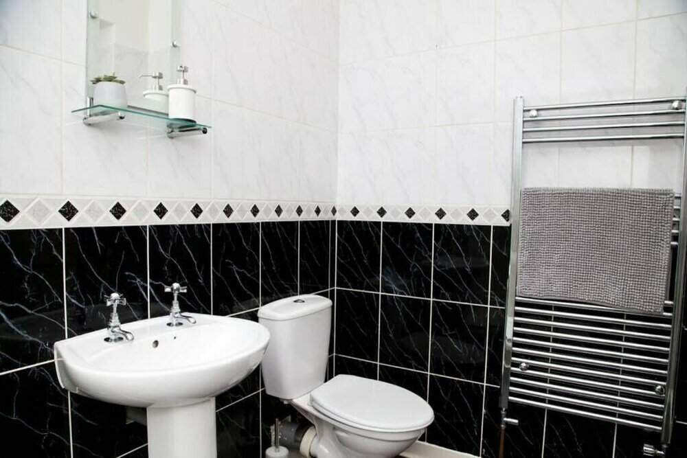 Фото Snug - Logie Baird Apartment