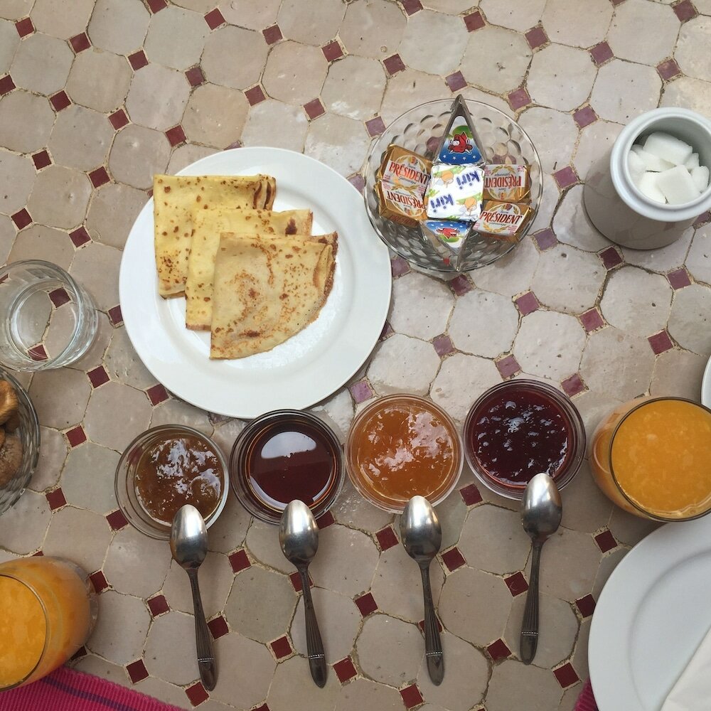 Фото Les Rochers peints hotel