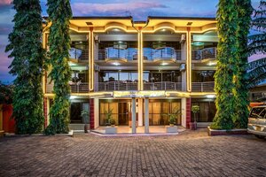 Гостиница Entebbe Raveller