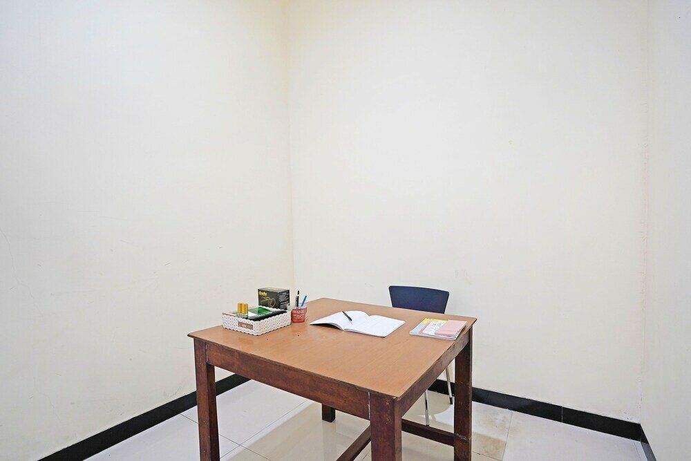 Фото Oyo 91508 Ruby Homestay Syariah