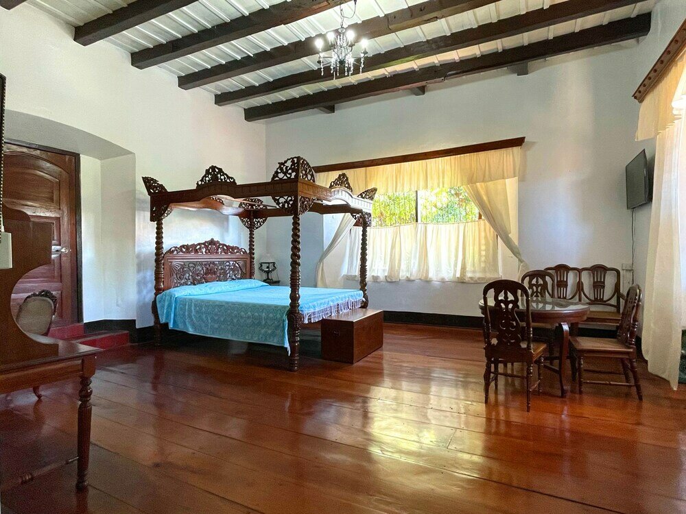 Фото Villa Angela Heritage House