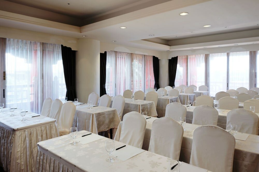 Фото The Grand Hotel