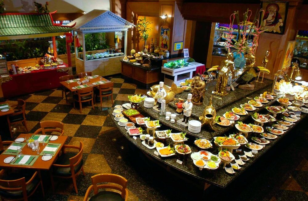 Фото Century Park Hotel