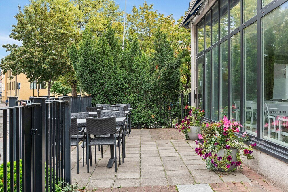 Фото Sure Hotel by Best Western Esplanade