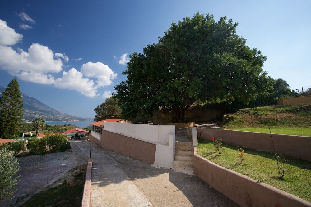 Фото Karavados Beach