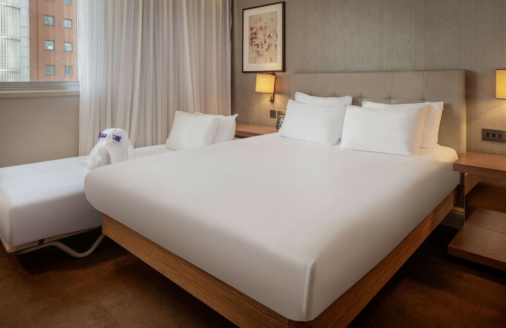 Фото Hilton Leeds City