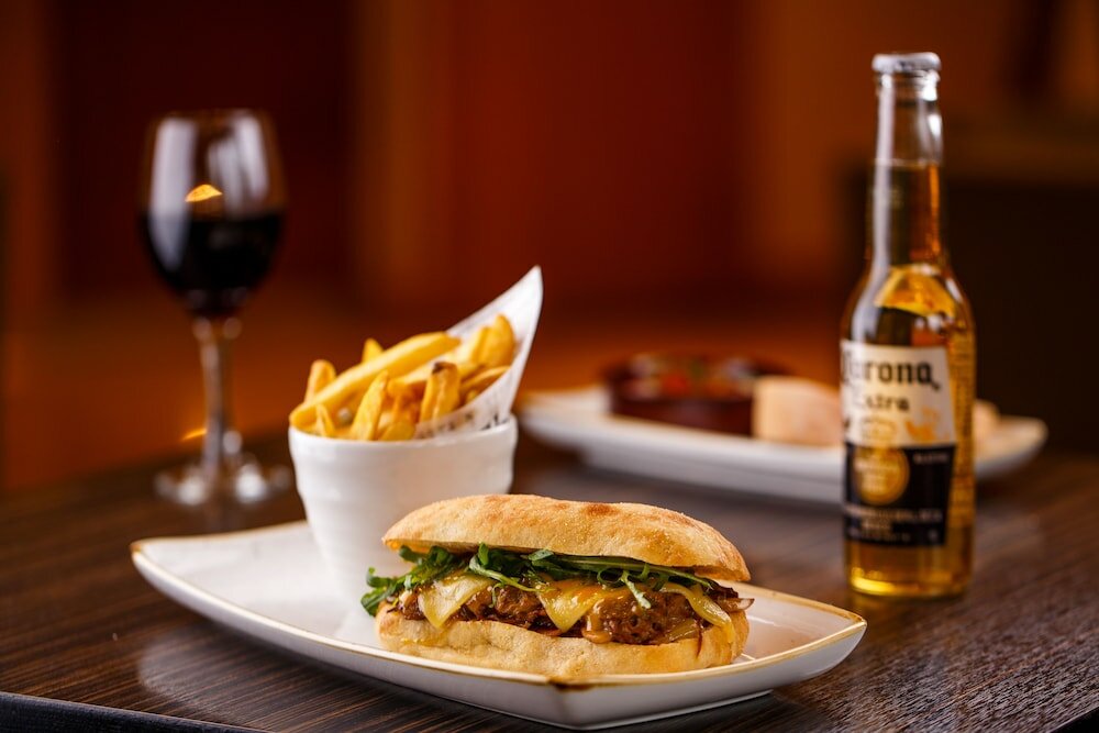 Фото Holiday Inn Basildon