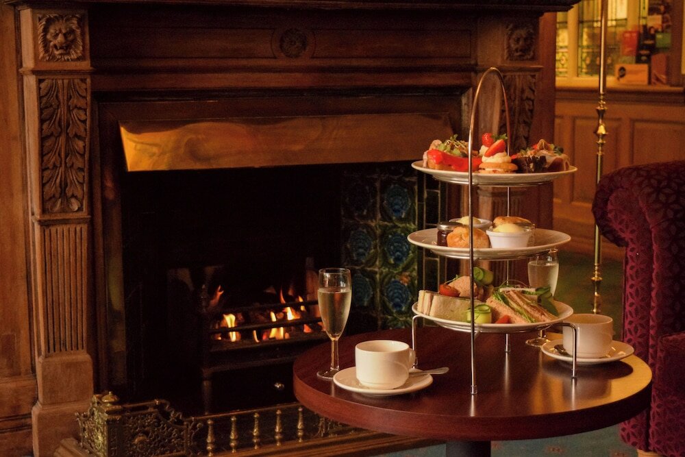 Фото Alma Lodge Hotel