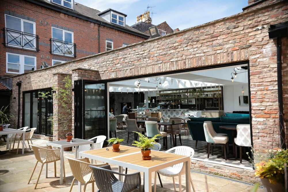 Фото DoubleTree by Hilton York