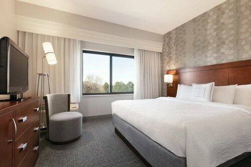 Гостиница Courtyard by Marriott Charlotte Airport North