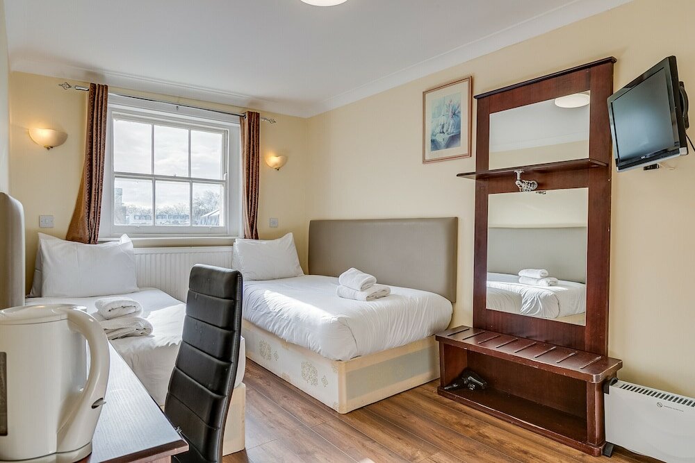 Фото Belmont Hotel