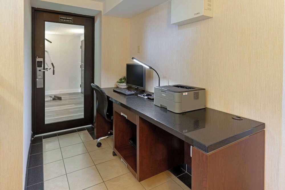 Фото Best Western Halton Hills