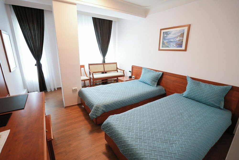 Фото Hotel Gold Inn