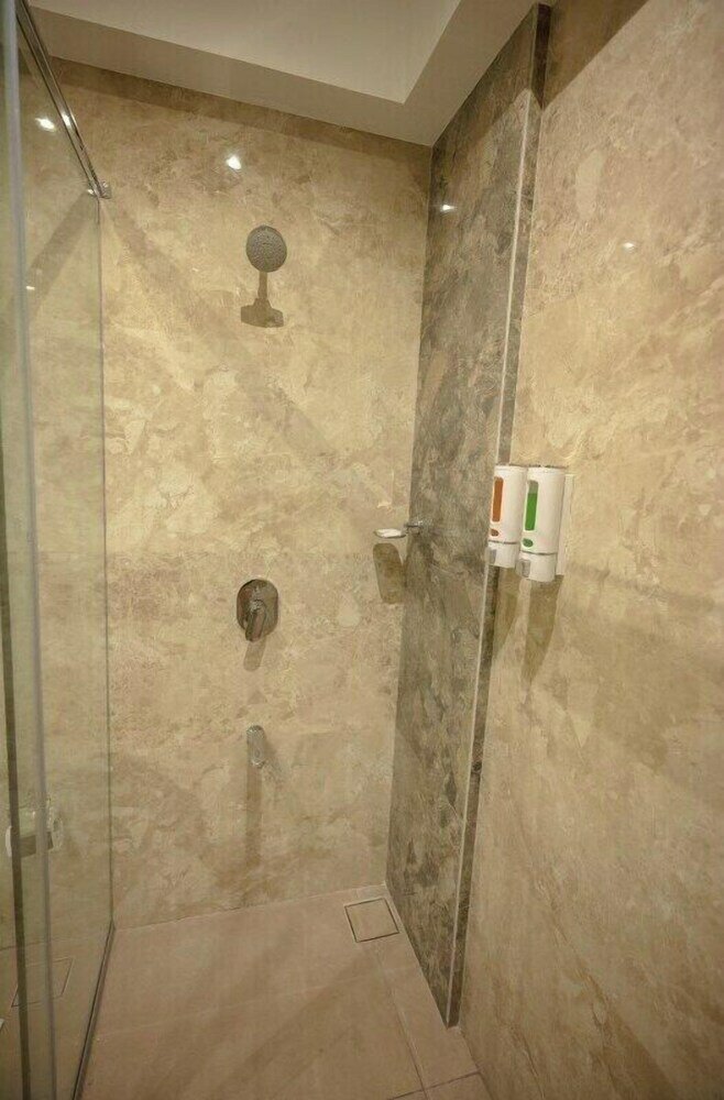 Фото Hotel Utsav Square