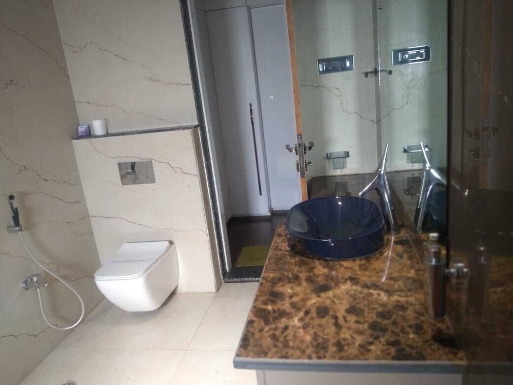 Фото Ks Square Hotel and Banquets