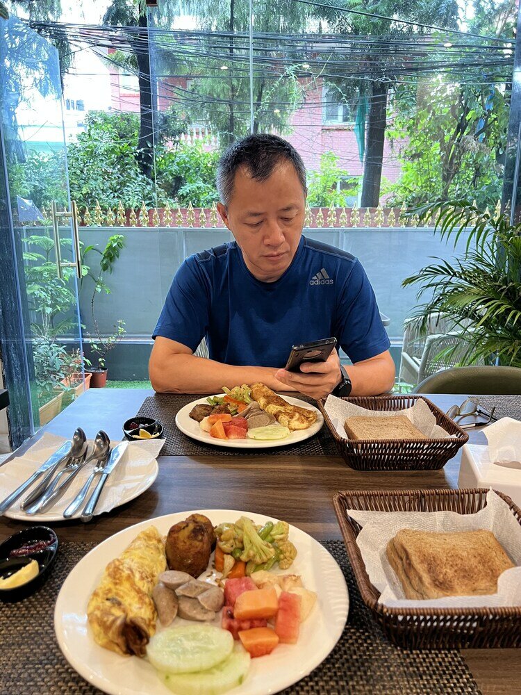 Фото Lakhey Hotel