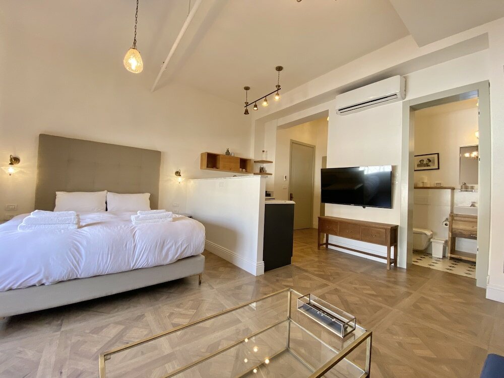 Фото Kubler's House- by Beach Apartments Tlv