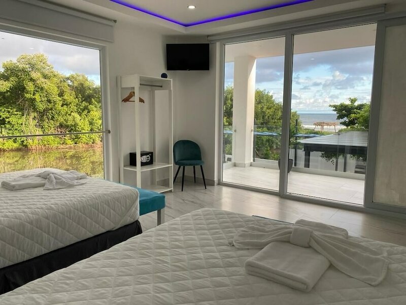 Гостиница The Views Resort