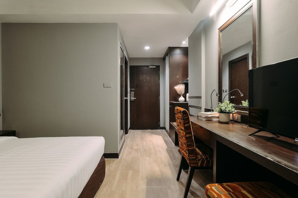 Фото Tori Crown Hotel