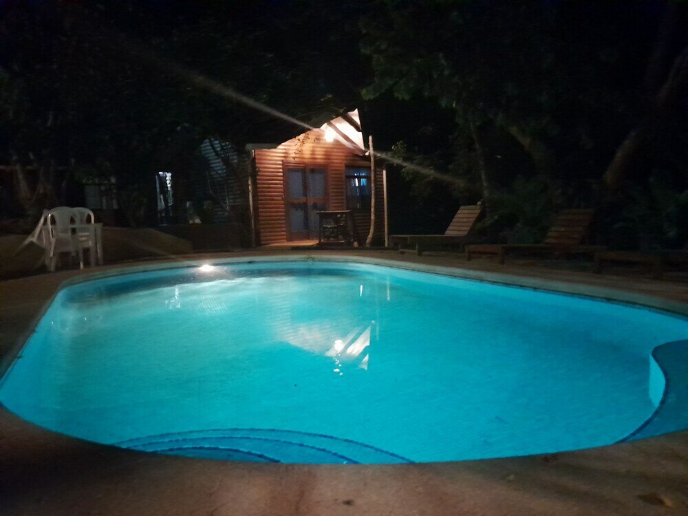 Фото Hotel Cabinas La Playa