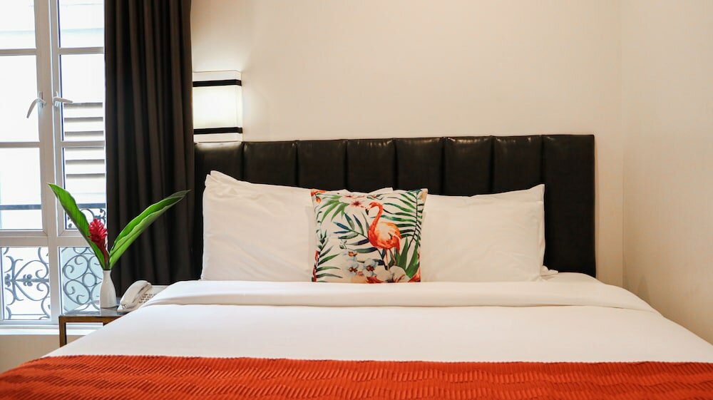 Фото Mettavary Hotel