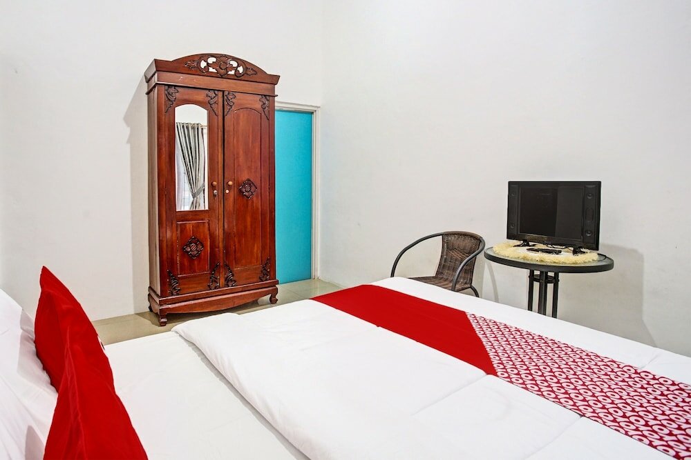 Фото Oyo 92034 Jay Homestay Syariah