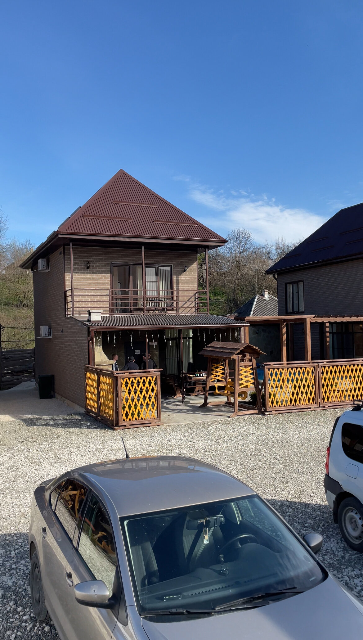 Фото Дом у реки