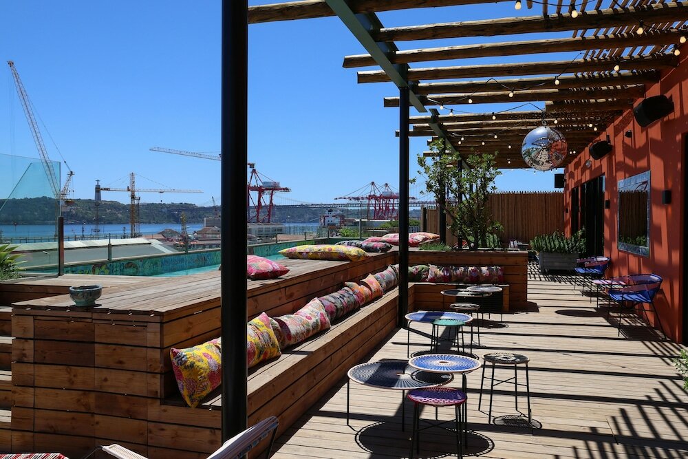 Фото Jam Hotel Lisbon