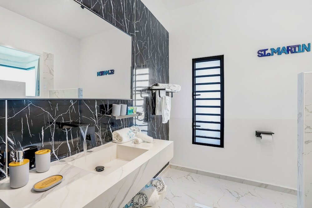 Фото Condostmaarten