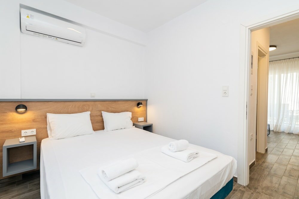 Фото Kleoniki & Irida Residential Complexes