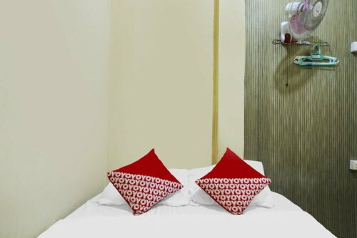 Гостиница Spot On 92053 Bagus Stay в Танджунг-Пинанге