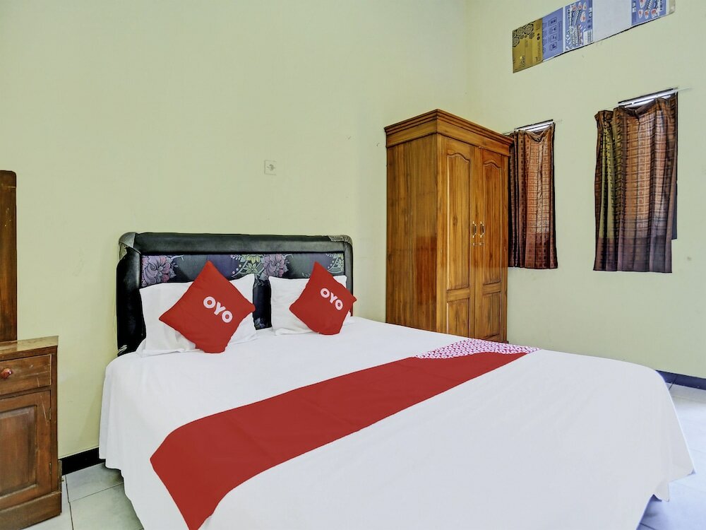Фото Oyo 92387 Ratu Homestay Syariah