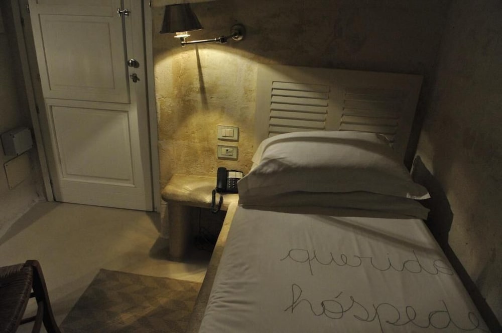 Фото L Hotel In Pietra