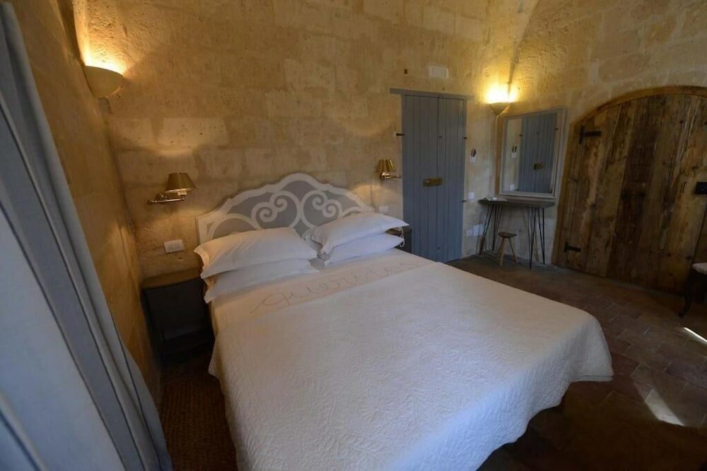 Фото L Hotel In Pietra