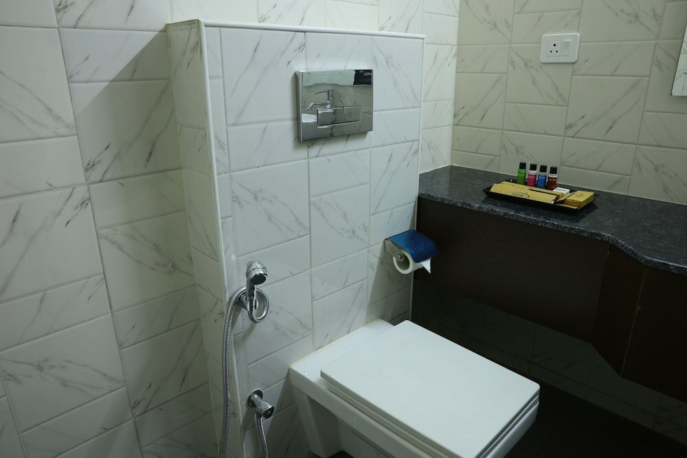 Фото The Ayali Suites & Apartments