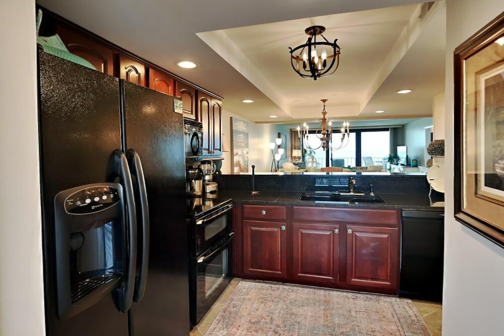 Фото Edgewater Tower III