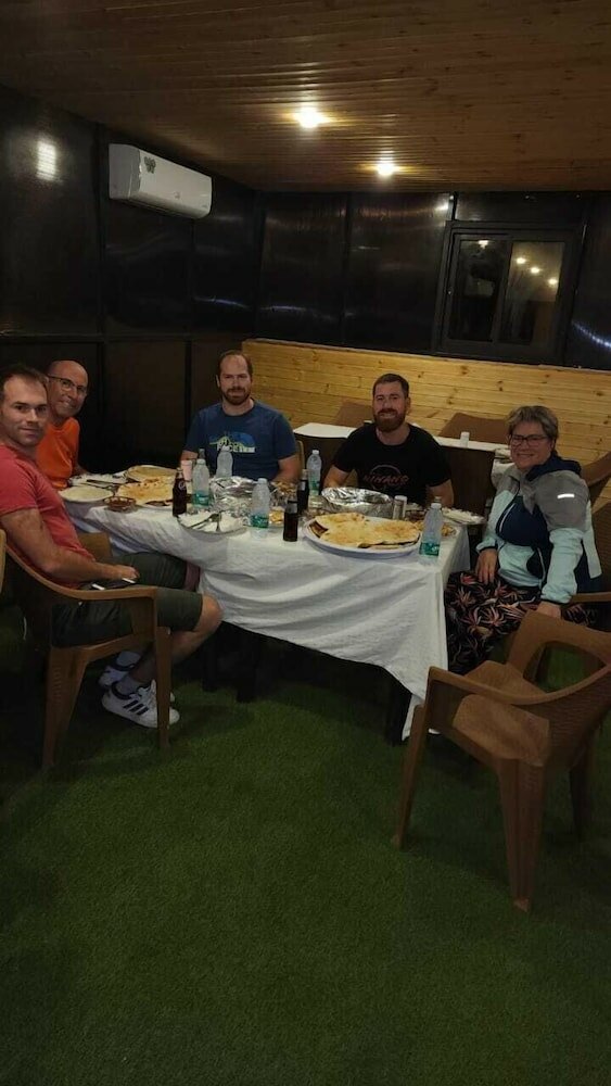 Фото Jerash Apart Hotel