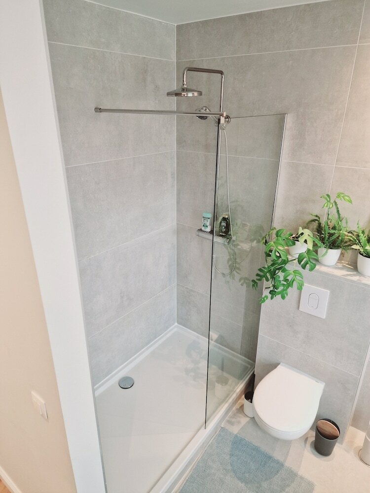 Фото Zennon Rooms