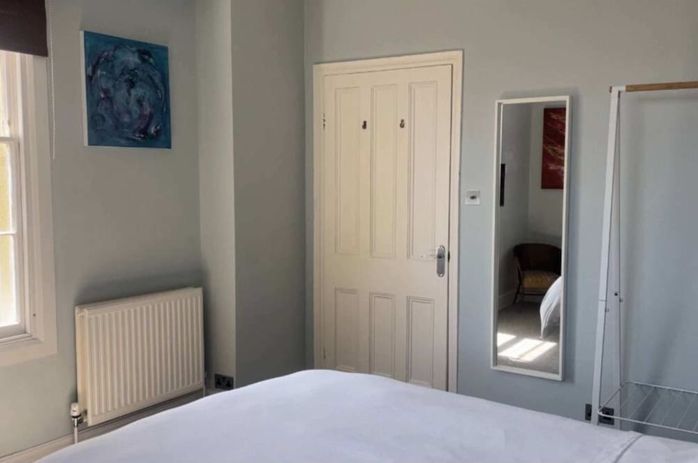 Фото Fashionable 2bd Flat - Bristol Redland